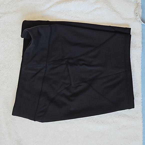 Spanish style shorts - Picture 6 of 7